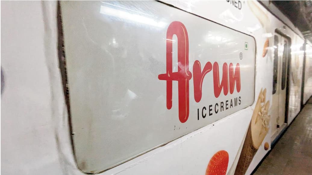 Mumbai AC Local Train Passengers Protest Against Opaque Advertisements on Windows